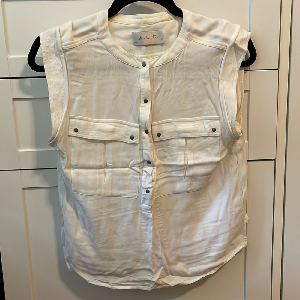 Gorgeous white blouse- in need of a steamer
